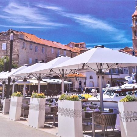 Apartments Marko Sutivan Insel Brac Εξωτερικό φωτογραφία