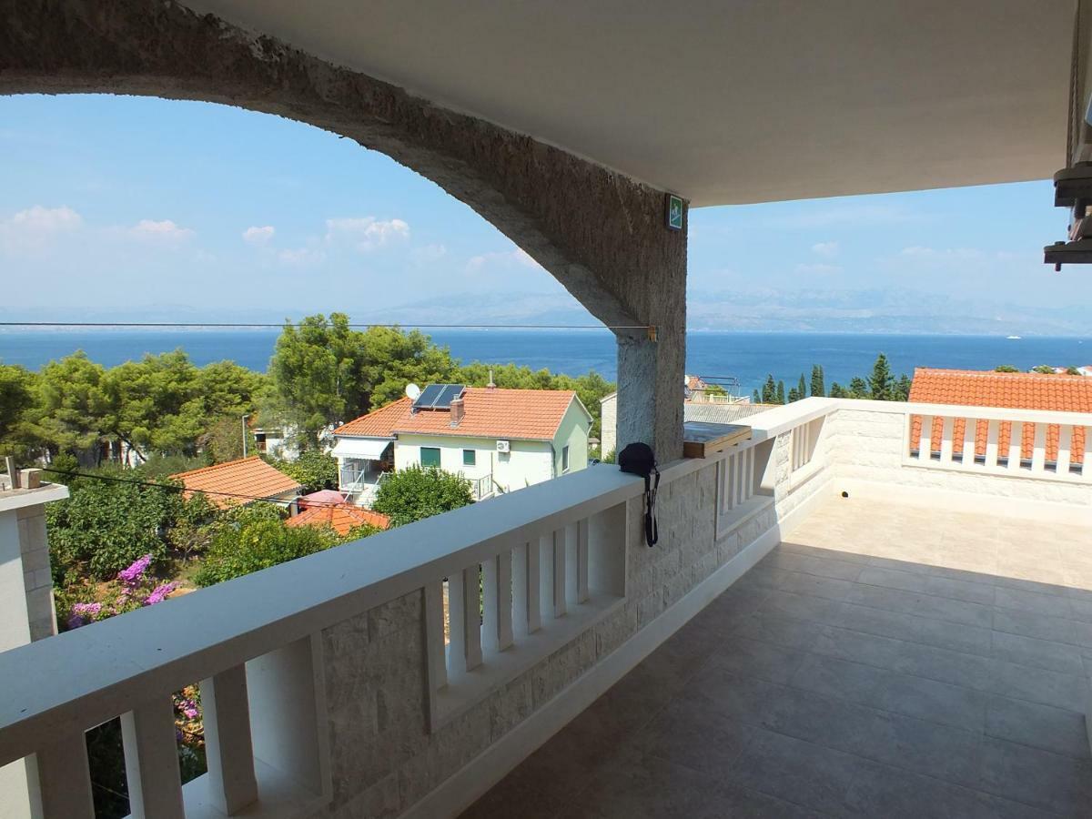 Apartments Marko Sutivan Insel Brac Εξωτερικό φωτογραφία