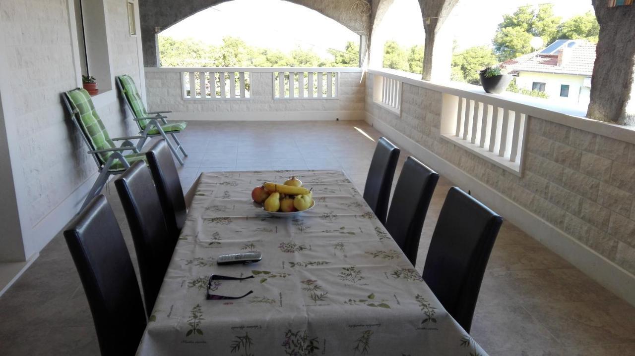 Apartments Marko Sutivan Insel Brac Εξωτερικό φωτογραφία