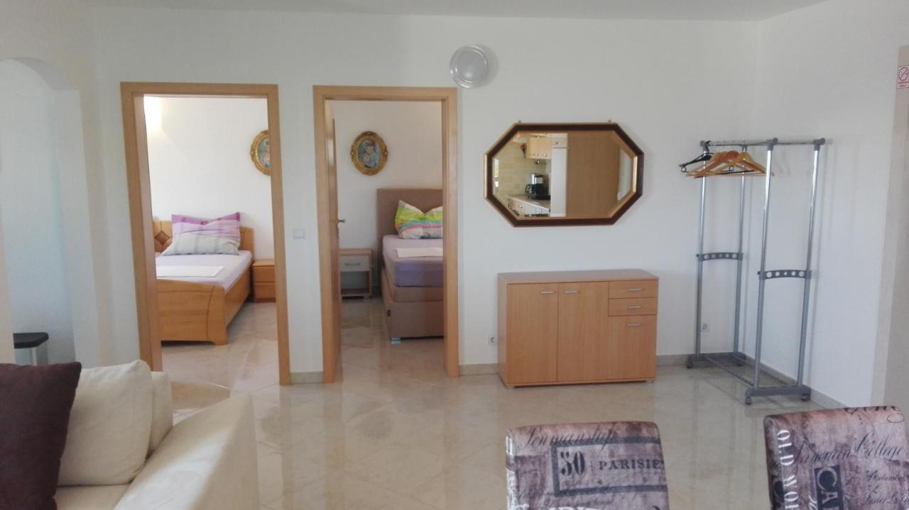 Apartments Marko Sutivan Insel Brac Εξωτερικό φωτογραφία